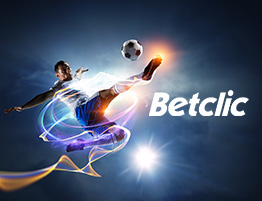 Une scène de football et un logo betclic.