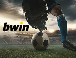 Une scène de football et un logo bwin.